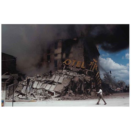 ENRIQUE METINIDES, Tragedia 93, Mexico City, September 19th, 1985, Unsigned, Digital print, 18.8x29" (48 x 74 cm), w/certificate
