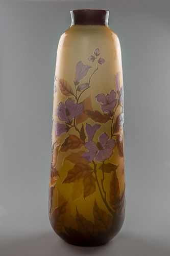 A LARGE GALLE CAMEO GLASS VASE, CIRCA 1906-1914