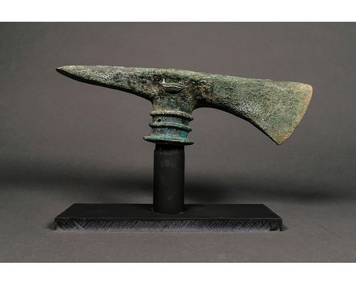 DECORATED BRONZE AGE BATTLE AXE