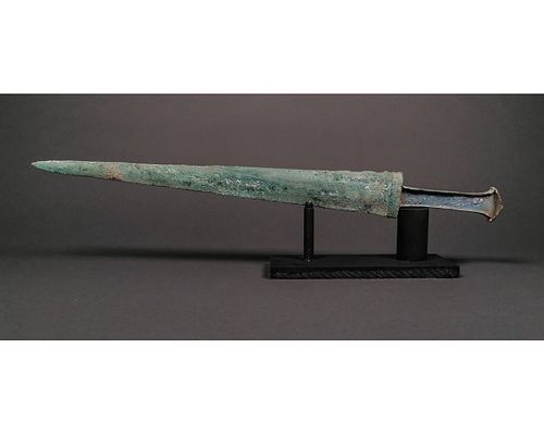 SUPERB ANCIENT BRONZE SWORD WITH HANDLE