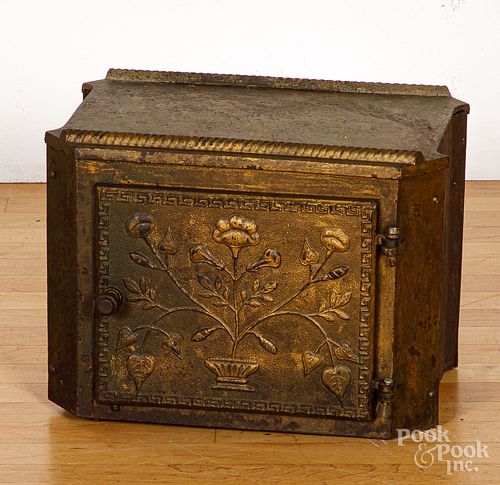 Cast iron warming stove, late 19th c.