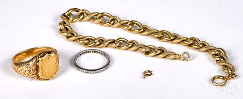 18K gold ring and bracelet, 15.4 dwt.