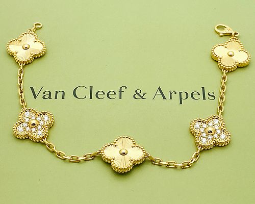 VAN CLEEF & ARPELS  18k GOLD DIAMOND ALHAMBRA BRACELET
