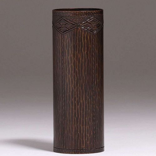 Roycroft Hammered Copper 7"h Cylinder Vase