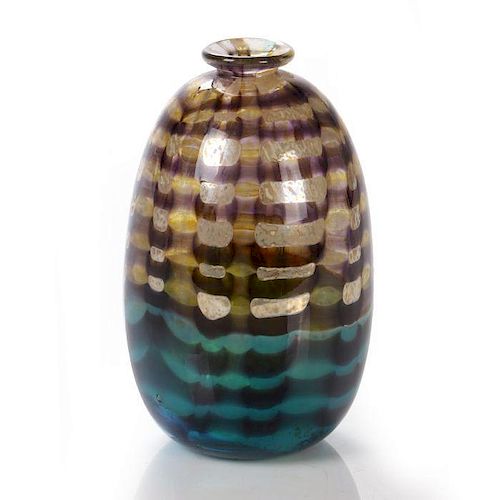 William Carlson (b. 1950) Vase, Colored glass.