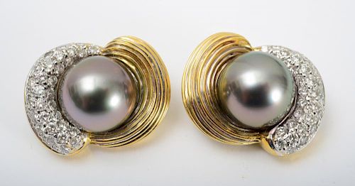 PAIR OF 18K GOLD, DIAMOND AND CULTURED PEARL EARCLIPS
