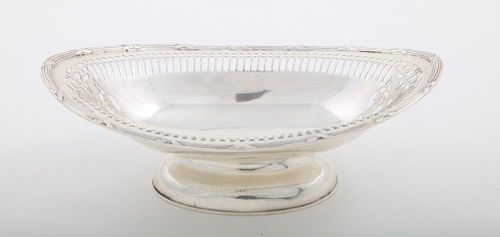 ENGLISH SILVER SMALL BREAD TRAY IN THE GEORGE III STYLE