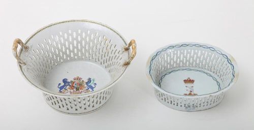 CHINESE EXPORT PORCELAIN TWO HANDELED RETICULATED BASKET AND A SMALL OVAL BASKET