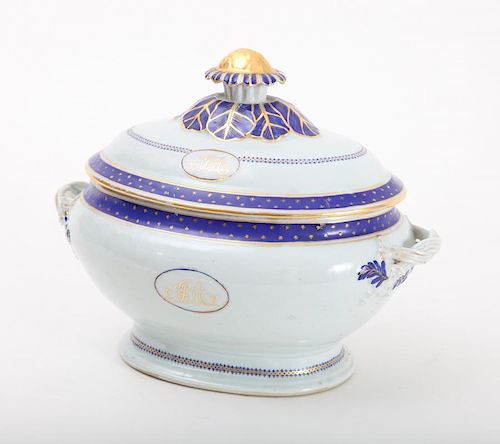 CHINESE EXPORT PORCELAIN MONOGRAMMED TUREEN AND COVER