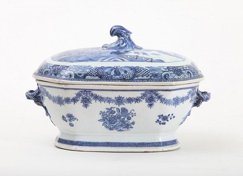 CHINESE EXPORT BLUE AND WHITE PORCELAIN TUREEN AND ASSOCIATED CANTON COVER