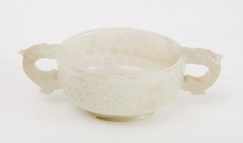 CHINESE ARCHAIC STYLE CARVED MUTTON FAY JADE CUP