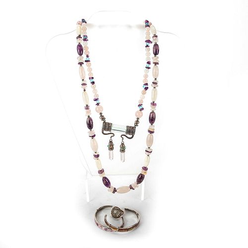 GARNET AND OPAQUE MIDDLE EASTERN JEWELRY