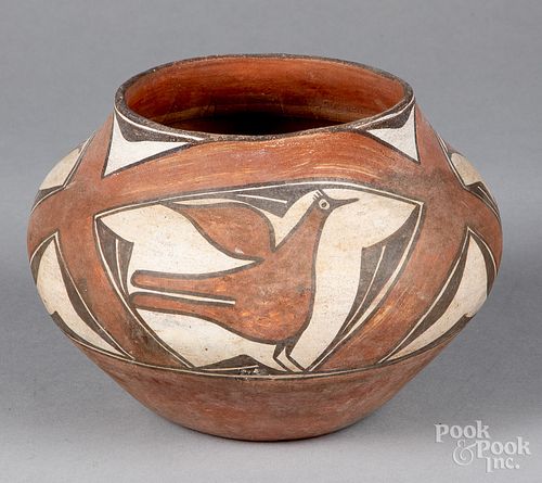 Zia Pueblo Indian pottery jar, with three birds