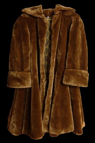 Italian Three Quarter Length Fur Like Lady's Coat