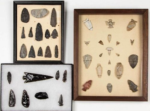 NATIVE AMERICAN STONE POINTS AND OTHER ARTICLES, LOT OF 41