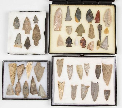 NATIVE AMERICAN STONE POINTS, LOT OF 43