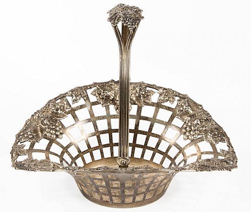AMERICAN STERLING SILVER LARGE RETICULATED BASKET