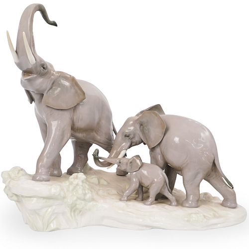 Lladro "Elephant Family" Porcelain