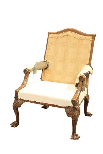 A FINE GEORGE III CARVED MAHOGANY GAINSBOROUGH CHAIR OF GENEROUS PROPORTION