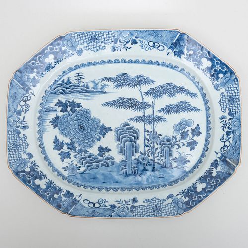 Chinese Export Blue and White Porcelain Platter