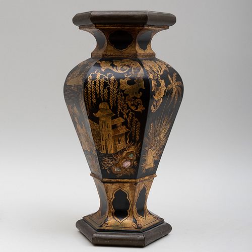 Chinoiserie Hexagonal Gilt-Decorated Vase