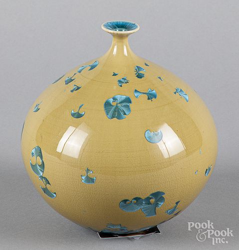 Hideaki Miyamura studio pottery vase