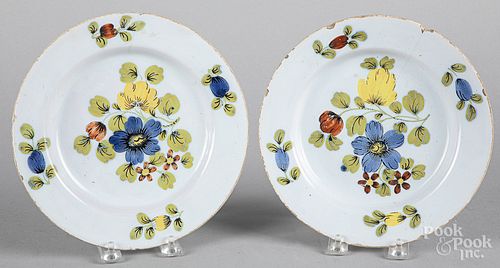 Pair of Delft Fazackerly plates
