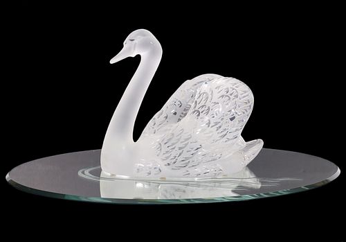 Lalique Crystal Swan on Mirror Plateau