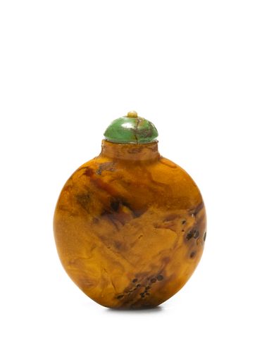 Chinese Amber Snuff Bottle, 18-19th Century