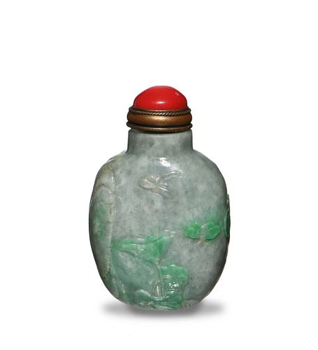 Jadeite Snuff Bottle with Carving of Bamboo, 19th Century