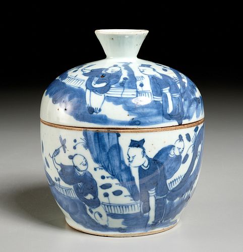 Chinese blue and white lidded jar