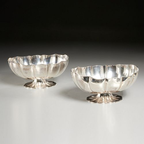 Buccellati, pair silver footed bowls