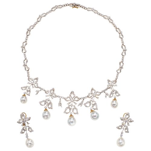 CHOKER AND EARRINGS SET WITH CULTURED PEARLS AND DIAMONDS. 18K WHITE AND YELLOW GOLD