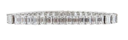 Platinum 21ct Diamond Emerald Tennis Bracelet