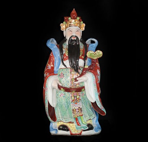 Decorative Chinese Emperor Porcelain Statue