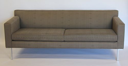 Vintage And Fine Quality Knoll Style Sofa