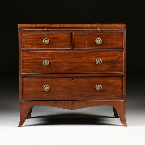A GEORGE III MAHOGANY BACHELOR'S CHEST, LATE 18TH/EARLY 19TH CENTURY,