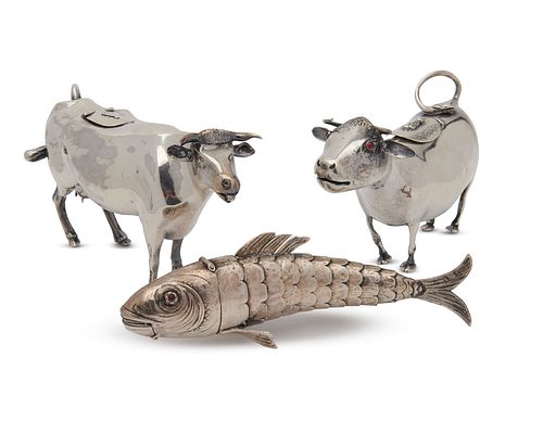 Pair of English Silver Cow Creamers and a Continental Silver Reticulated Fish Snuff/Pill Box, late 19th/early 20th century