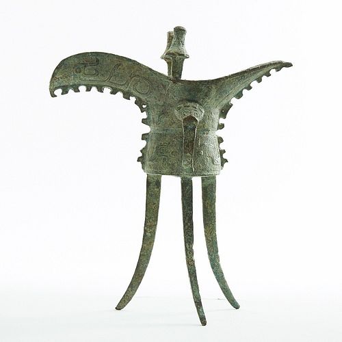 Chinese Archaic Bronze Tripod Jue Vessel