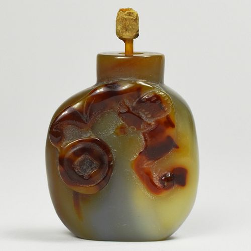 Chinese Qing Agate Snuff Bottle