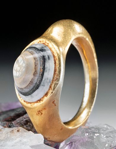 Lovely Roman 22K+ Gold Ring w/ Eye Agate Cabochon