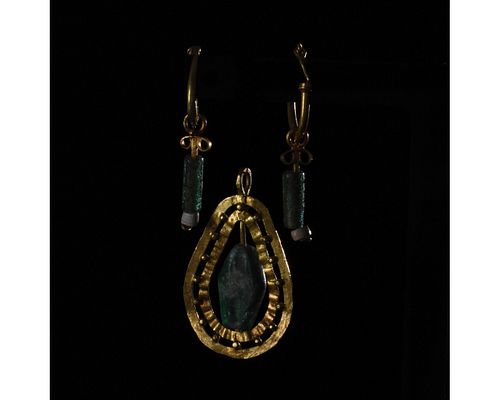 ROMAN GOLD SET OF PENDANT AND EARRINGS