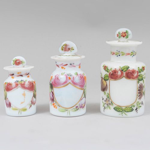 Lot of 3 "botámen" jars, 20th century, Made in La Granja style crystal, Decorated with plant, floral, organic elements.