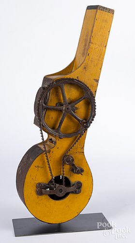 Painted mechanical bellows, late 19th c.