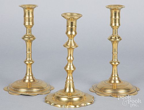 Pair of Queen Anne brass candlesticks, mid 18th c