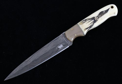 Montana Whitetail Deer Scrimshaw Damascus Knife