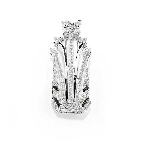 A 18K white gold, onyx and diamond pendant brooch