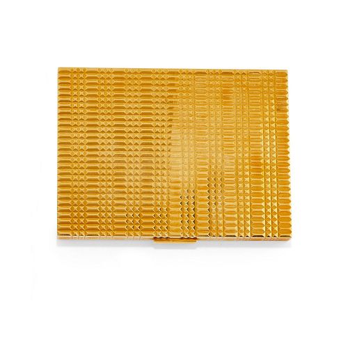 A 18K yellow gold cigarette case