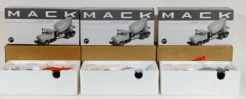 3 First Gear 1:34 R-Model Mixer Diecast Trucks