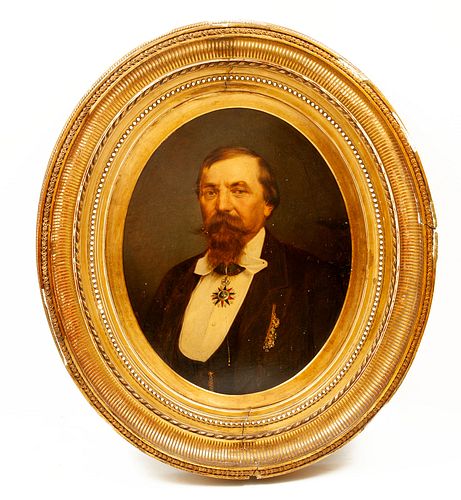 Anonymous. Portrait of a Gentleman. Oil on rigid support. Oval design. Framed. 25.5 x 20" (65 x 51 cm)